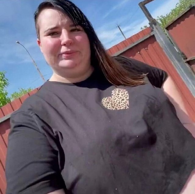 Саша Черно рассказала, почему ей нельзя пить таблетки для похудения Саша Черно рассказала, почему ей нельзя пить таблетки для похудения