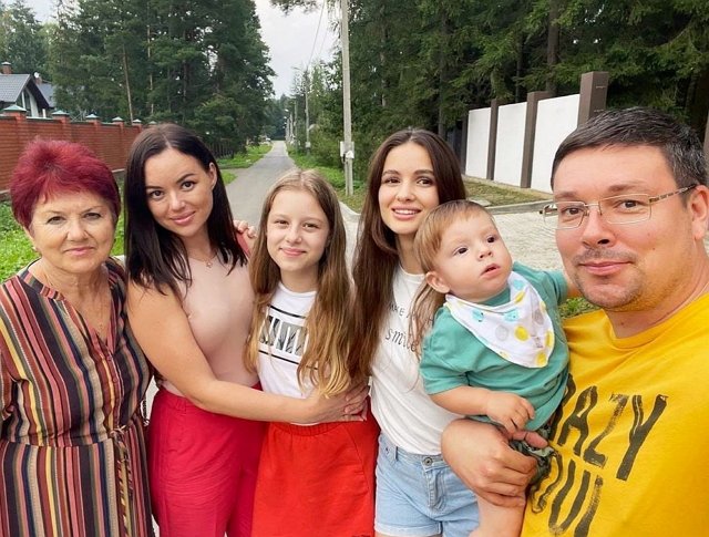 Андрей Чуев: Лиза хочет забрать Сашу в Дубай Андрей Чуев: Лиза хочет забрать Сашу в Дубай