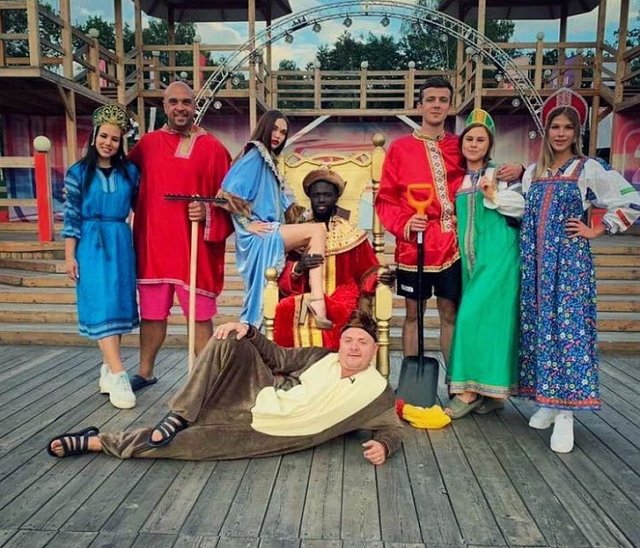 Жемчугов не отдает долги участникам телестройки Жемчугов не отдает долги участникам телестройки