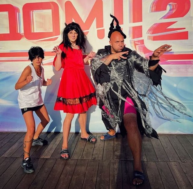 Жемчугов не отдает долги участникам телестройки Жемчугов не отдает долги участникам телестройки