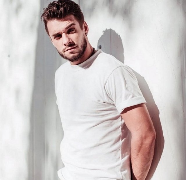 Ромашов и Бигрина больше не могут скрывать свой флирт и переписки Ромашов и Бигрина больше не могут скрывать свой флирт и переписки