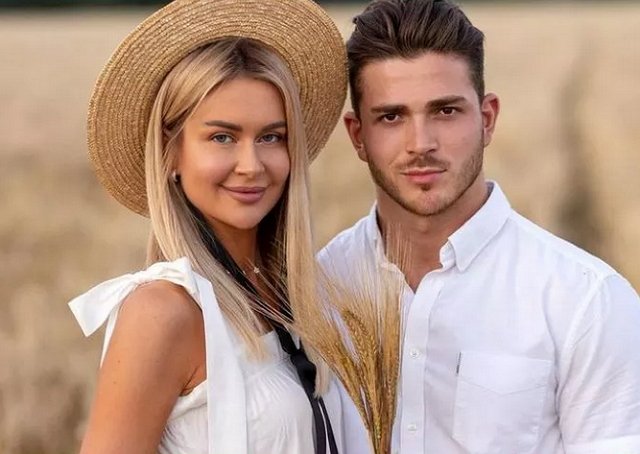 Марина Капаклы сравнила себя с племянницей Яной Марина Капаклы сравнила себя с племянницей Яной