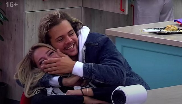 Чистов намерен отвезти Ермакову в Казань и познакомить с родителями Чистов намерен отвезти Ермакову в Казань и познакомить с родителями