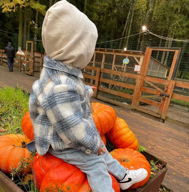 Александра Артёмова: Вчера моя девочка пошла искать отца Александра Артёмова: Вчера моя девочка пошла искать отца