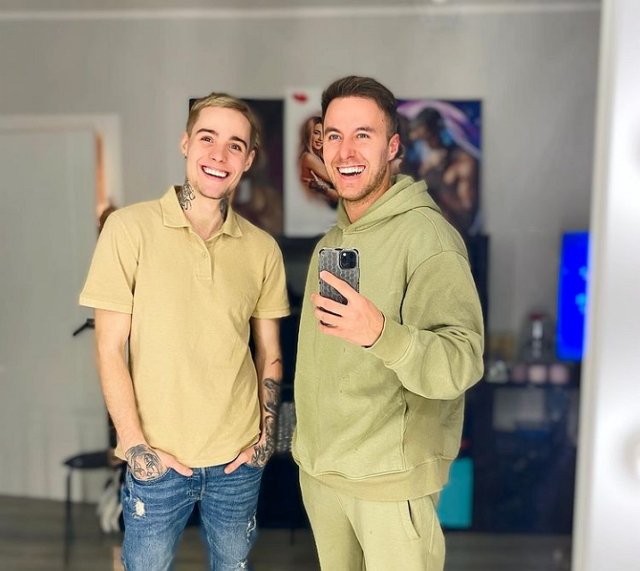 Уманский и Колесников украли у Саши Черно идею о мини-сериале Уманский и Колесников украли у Саши Черно идею о мини-сериале