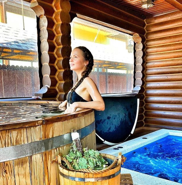 Харитонова, считающая себя идеальным собеседником, будет учить этому других Харитонова, считающая себя идеальным собеседником, будет учить этому других