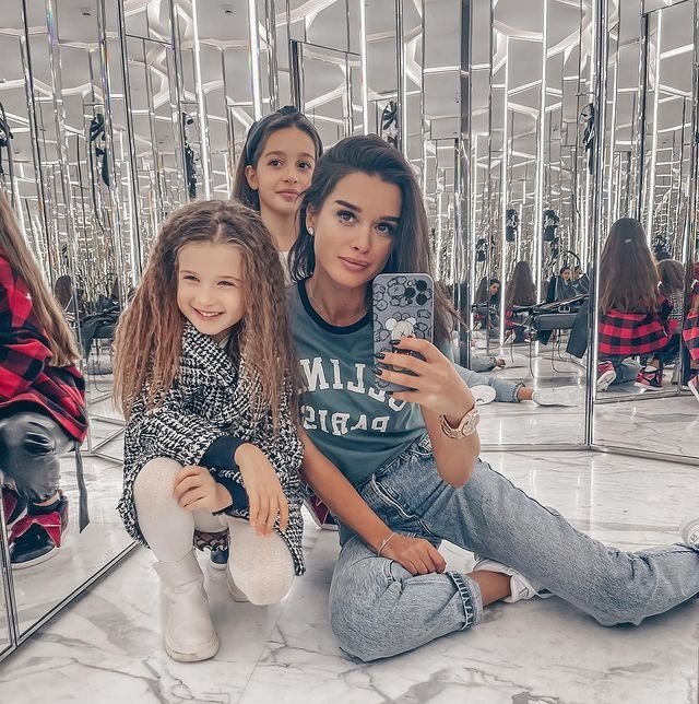 Фото детей участников Дома-2 (30.09.2021) Фото детей участников Дома-2 (30.09.2021)