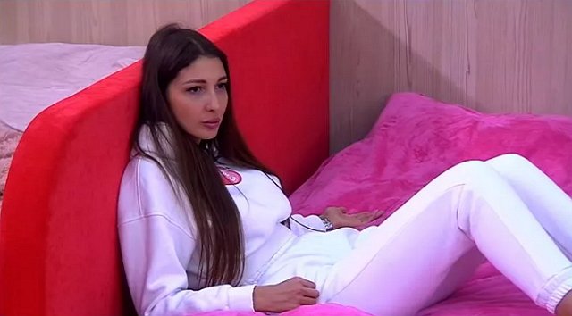 Захарова готова драться с другими участницами ради пребывания на проекте Захарова готова драться с другими участницами ради пребывания на проекте