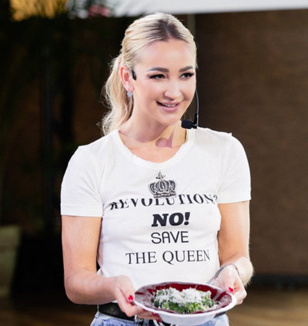 Бузова заявила, что не может зарекаться от возобновления отношений с бывшим Бузова заявила, что не может зарекаться от возобновления отношений с бывшим