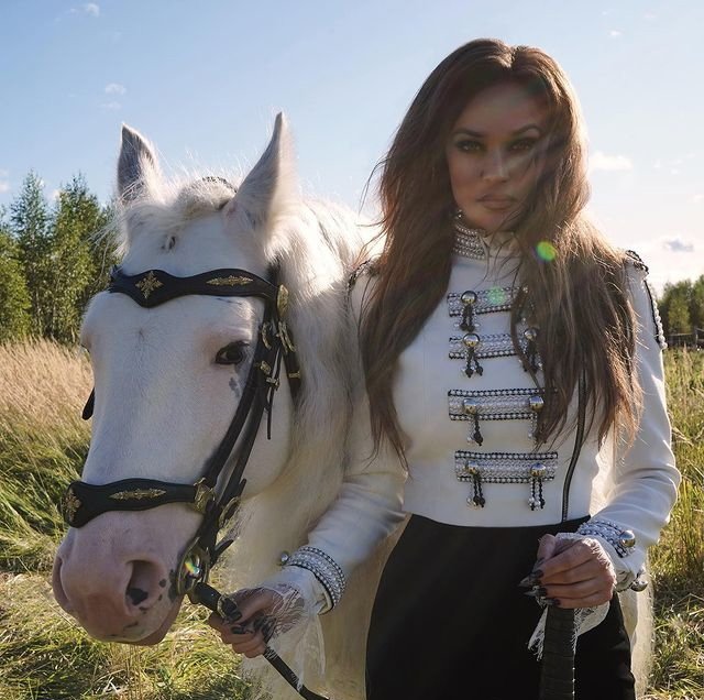 Водонаева назвала себя жирной и села на диету Водонаева назвала себя жирной и села на диету