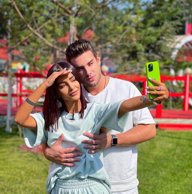 Зрители вернули Ромашова в конкурс «Человек года 2021» Зрители вернули Ромашова в конкурс «Человек года 2021»