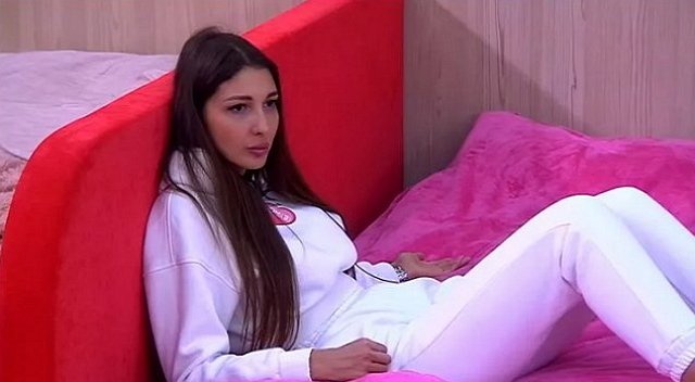 Захарова покинула проект? Захарова покинула проект?