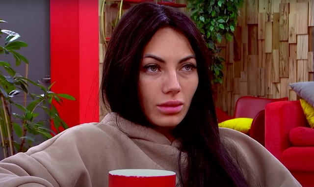 Брянская выбирает общение с Ефременковой, Гозиас и Берниковой Брянская выбирает общение с Ефременковой, Гозиас и Берниковой