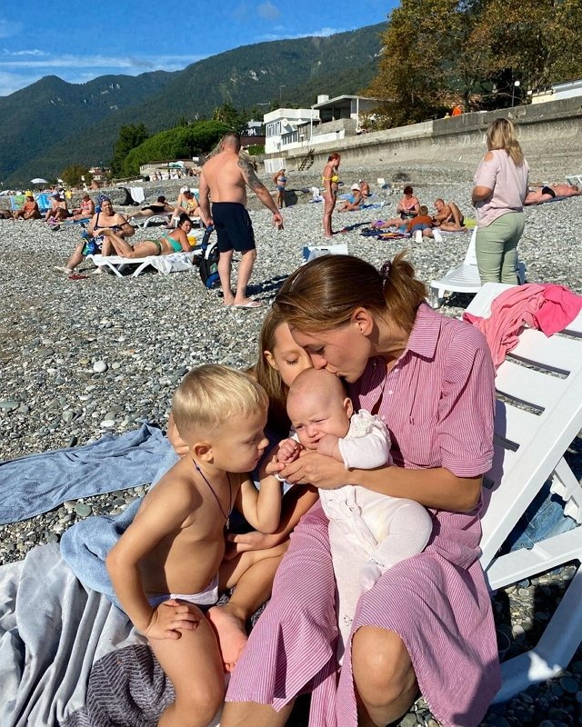 Мария Круглыхина: Сегодня утром мы проснулись в Абхазии Мария Круглыхина: Сегодня утром мы проснулись в Абхазии