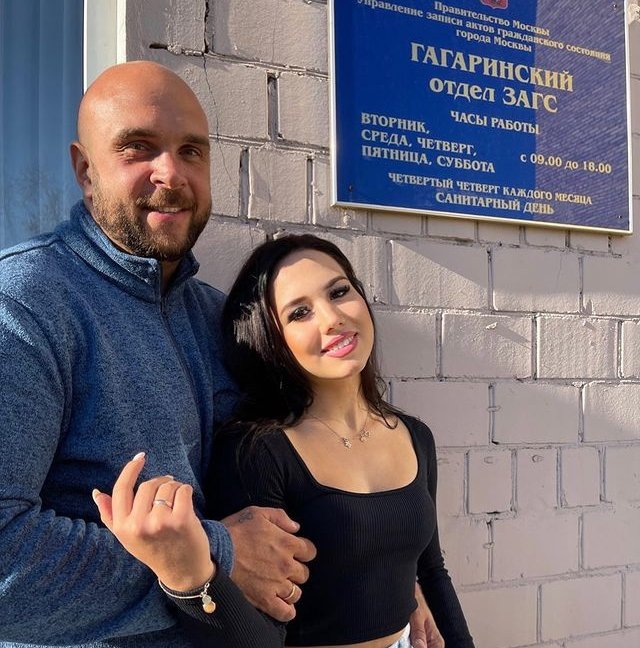 Жемчугов взялся за старые привычки и пытается сорвать свадьбу? Жемчугов взялся за старые привычки и пытается сорвать свадьбу?