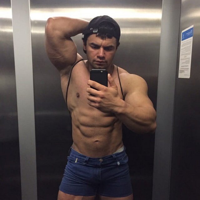 Новый участник Эдуард Григорян Новый участник Эдуард Григорян