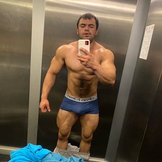 Новый участник Эдуард Григорян Новый участник Эдуард Григорян