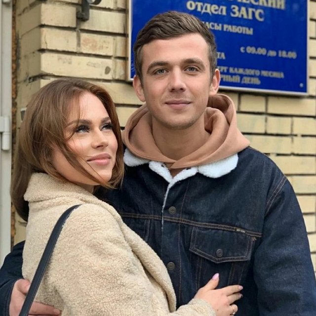 Горина счастлива, что обрела семью на «Доме-2» Горина счастлива, что обрела семью на «Доме-2»