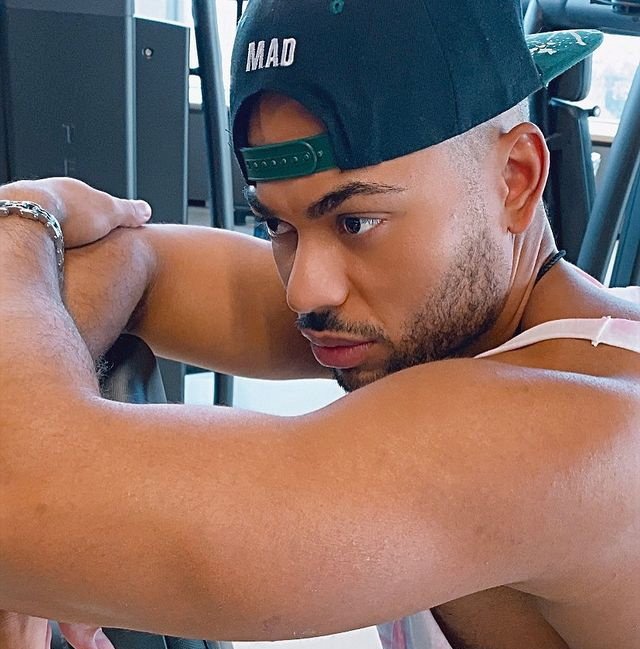 Мондезир Свет-Амур: Я благодарю тебя за это Мондезир Свет-Амур: Я благодарю тебя за это