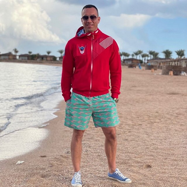 ����� ����� ���: ������ ������� 