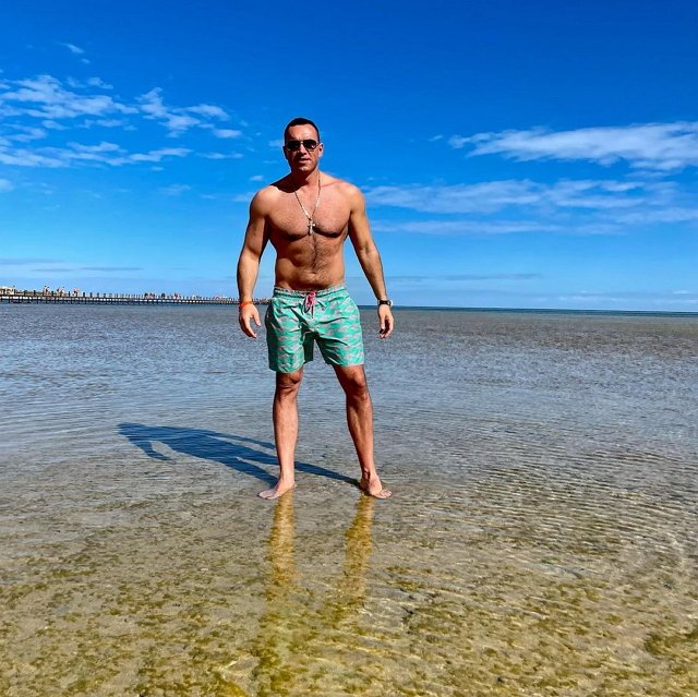 ����� ����� ���: ������ ������� 