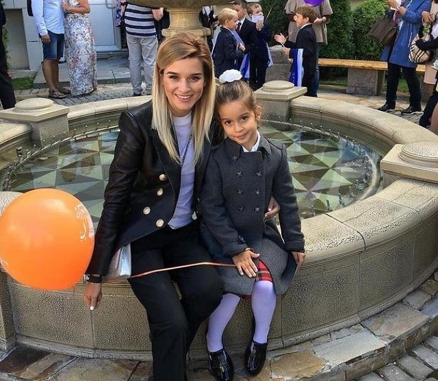 Избранница экс-супруга Бородиной вступилась за любимого Избранница экс-супруга Бородиной вступилась за любимого