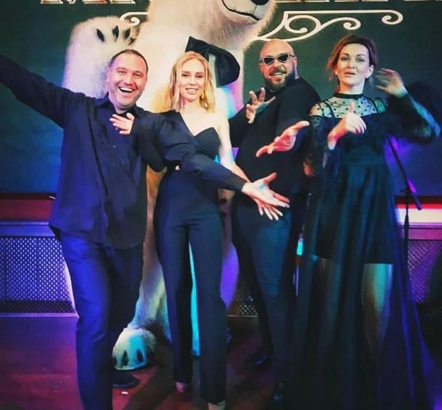 Жемчугов выбрал тамаду для свадьбы из числа своих любовниц? Жемчугов выбрал тамаду для свадьбы из числа своих любовниц?