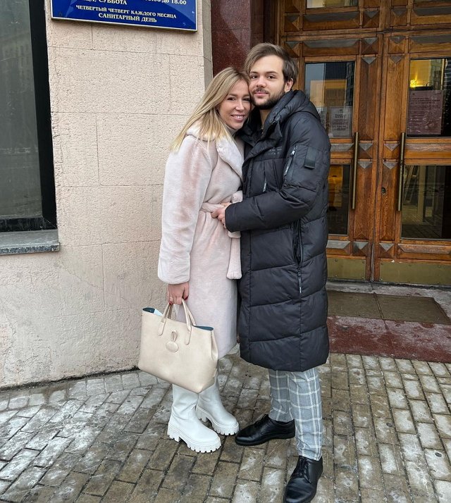 �������� �������� ����� � ����� ������ � ��������