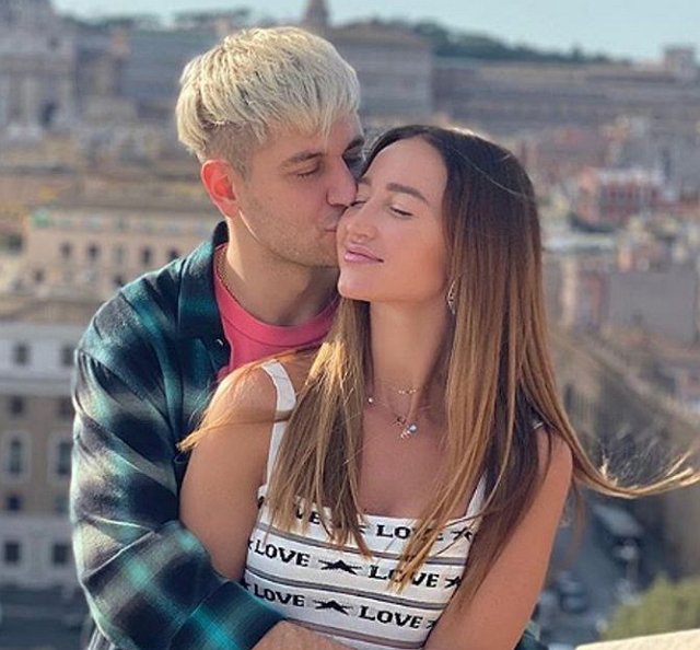 Мама Ольги Бузовой рассказала об отношениях своей дочери с мужчинами Мама Ольги Бузовой рассказала об отношениях своей дочери с мужчинами