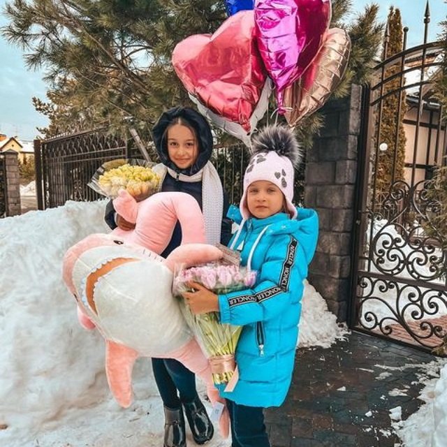 Фото детей участников Дома-2 (16.02.2022) Фото детей участников Дома-2 (16.02.2022)