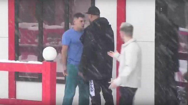 Барзиков и Мондезир не могут выяснить, кто из них лидер проекта Барзиков и Мондезир не могут выяснить, кто из них лидер проекта