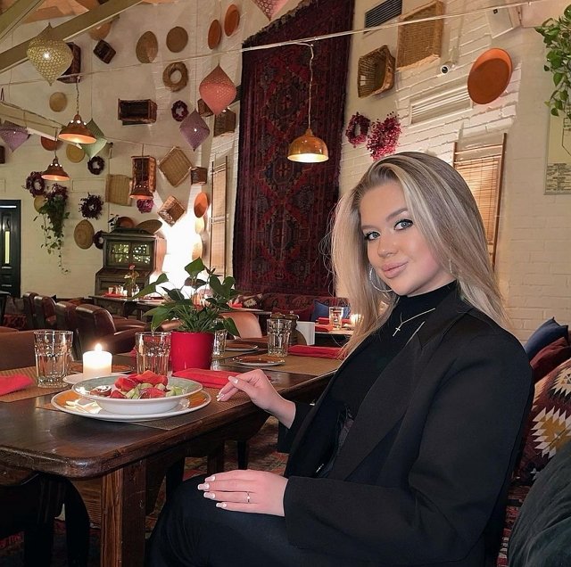 Яна Африкантова: История одного свидания Яна Африкантова: История одного свидания