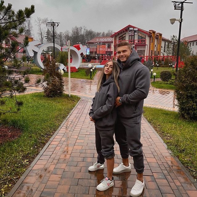 Захарова снова порадовалась расставанию Васильева и Бахаревой Захарова снова порадовалась расставанию Васильева и Бахаревой