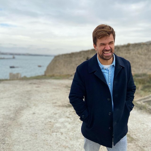 ����� ����� ���: ���� ������