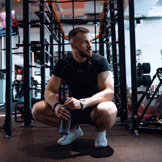 ����� ����� ���: ������ �������