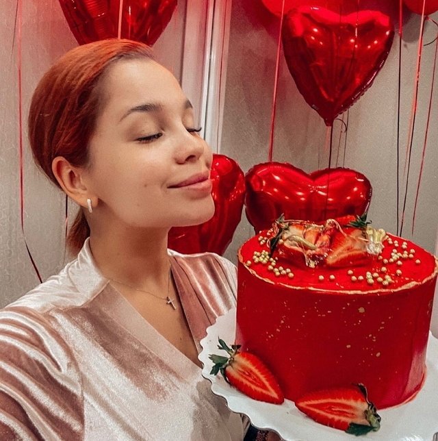 Екатерина Колисниченко: С днём рождения нас, Юленька! Екатерина Колисниченко: С днём рождения нас, Юленька!