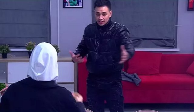 Строкова не хочет больше сходиться с Сахновым Строкова не хочет больше сходиться с Сахновым