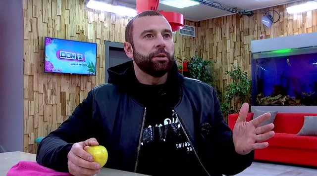 Адееву дали последний шанс ради Насти Исаевой Адееву дали последний шанс ради Насти Исаевой