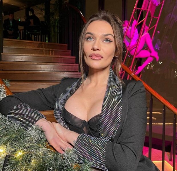 ��������� ��������� ����� �������� � � ������