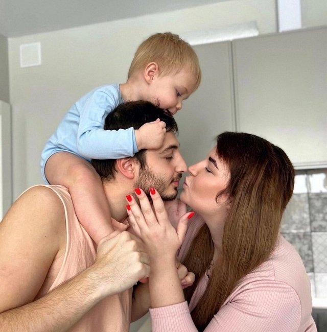 Саша Черно продолжает войну с антифанатами Саша Черно продолжает войну с антифанатами