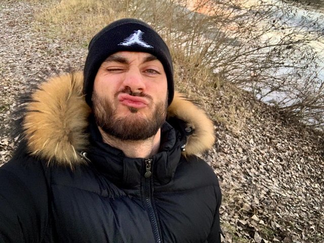 Исаева стала причиной потасовки Салибекова и Козлова Исаева стала причиной потасовки Салибекова и Козлова