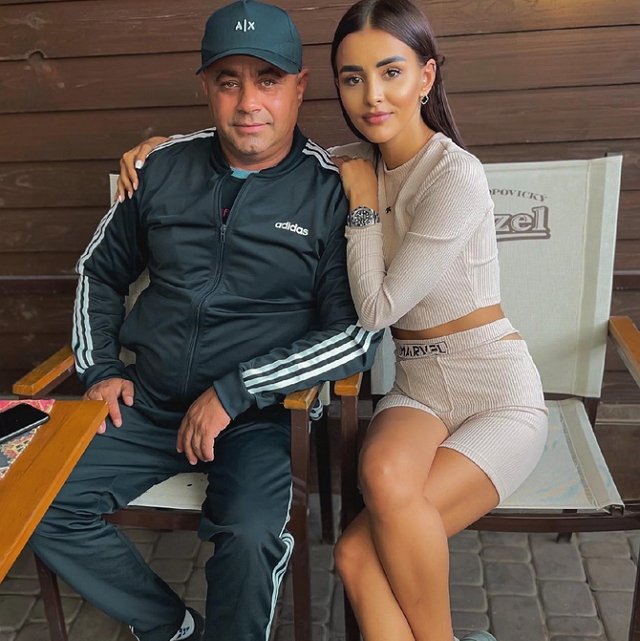 Кристина Бухынбалтэ: Я очень хочу, чтобы было как в детстве... Кристина Бухынбалтэ: Я очень хочу, чтобы было как в детстве...