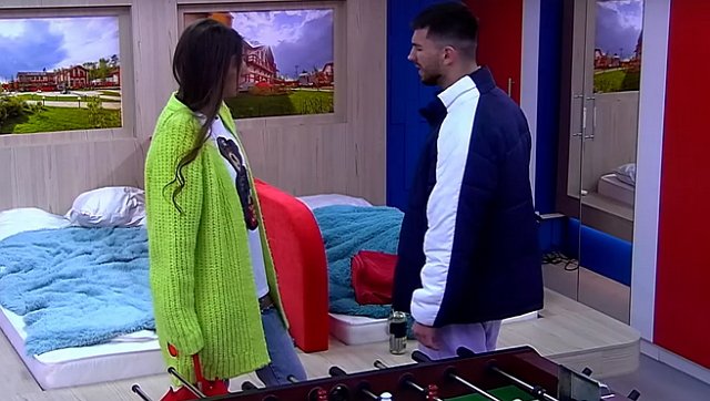 Захарова довольна тем, что «отбила» Козлова у Исаевой Захарова довольна тем, что «отбила» Козлова у Исаевой