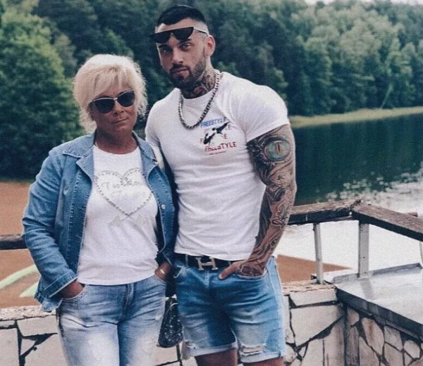 Артёму Гранту дали недельный отпуск Артёму Гранту дали недельный отпуск