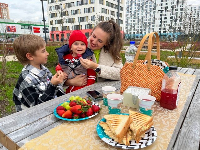 Фото детей участников Дома-2 (3.05.2022) Фото детей участников Дома-2 (3.05.2022)