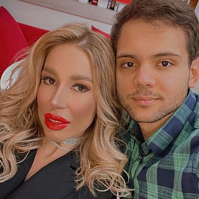 Чистов и Ермакова разберутся в своих чувствах на совместном отдыхе в Турции Чистов и Ермакова разберутся в своих чувствах на совместном отдыхе в Турции