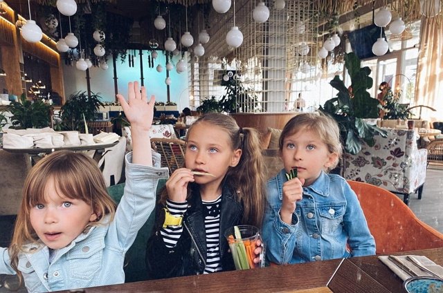 Фото детей участников Дома-2 (4.05.2022) Фото детей участников Дома-2 (4.05.2022)