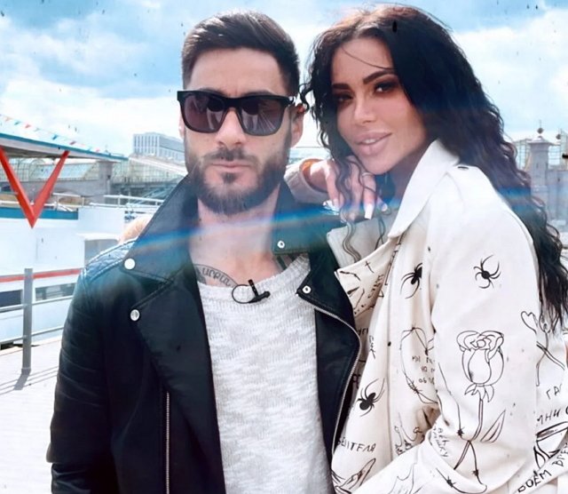 Юлия Салибекова пожелала Тиграну счастья с Юлей Белой Юлия Салибекова пожелала Тиграну счастья с Юлей Белой