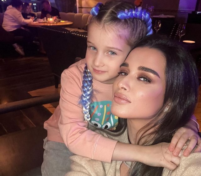 Фото детей участников Дома-2 (5.05.2022) Фото детей участников Дома-2 (5.05.2022)