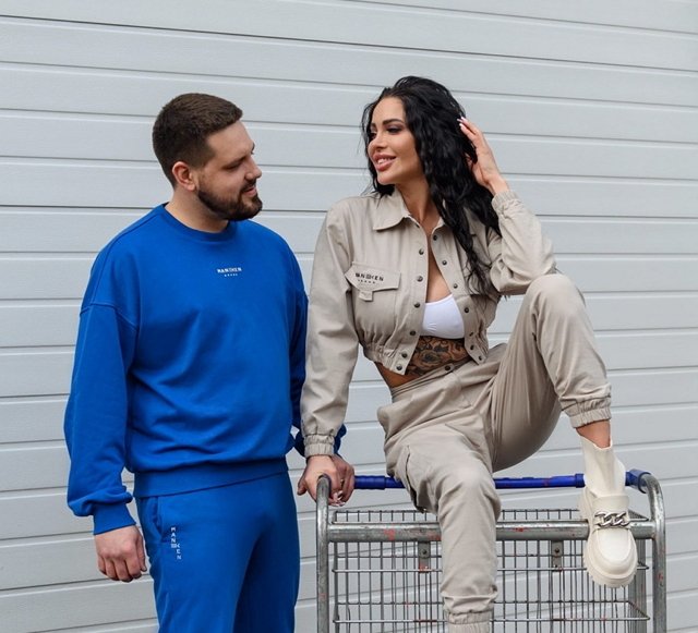 Из-за давления коллектива Белая чуть не покинула проект Из-за давления коллектива Белая чуть не покинула проект